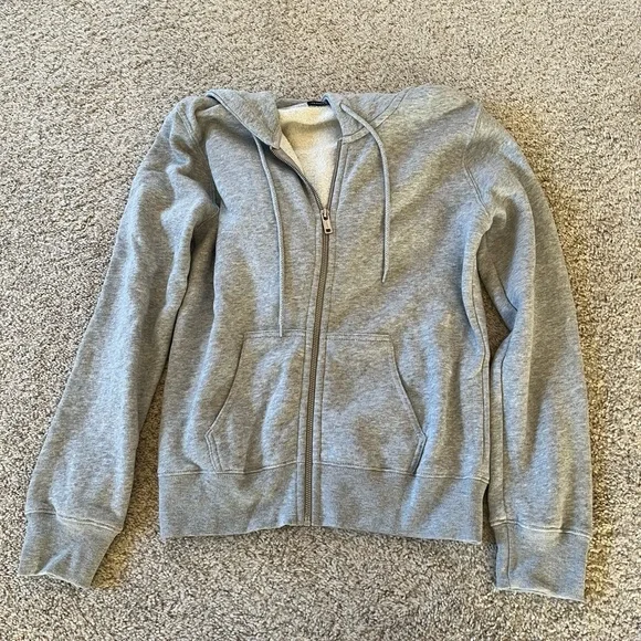 Brandy Melville Sweatshirt Bundle - Picture 2 of 11